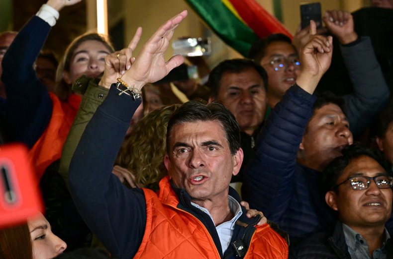 Paz Pereira ganó la primera vuelta en las elecciones en Bolivia