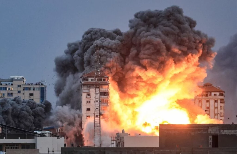 Distintas explosiones siguieron al ataque perpetrado desde Gaza