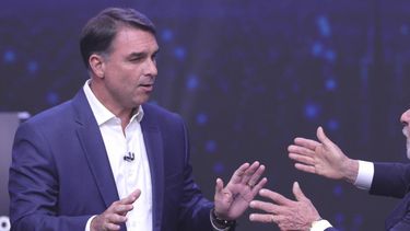 brasil elige entre lula da silva y flavio bolsonaro: encuestas, algoritmos y tension